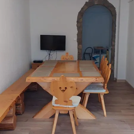 Domcek Apartmán